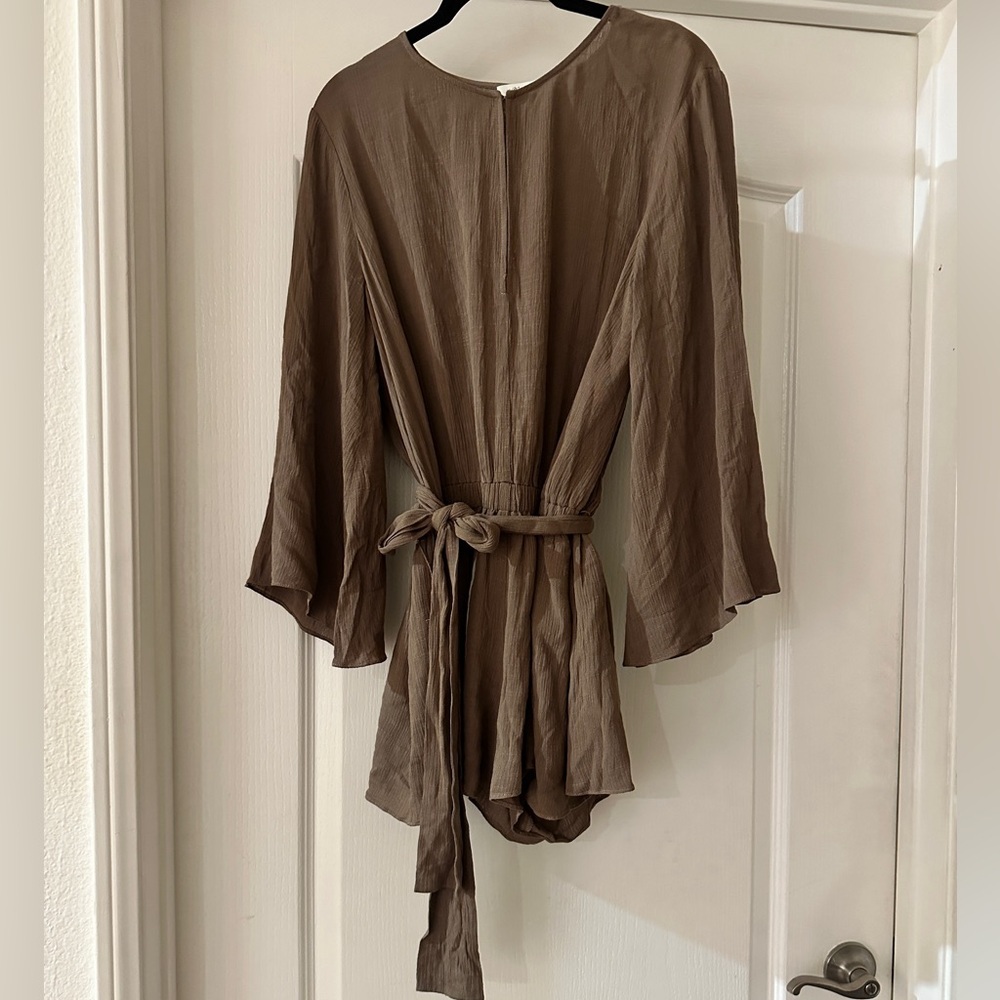 Mustard Seed Taupe Brown Long Sleeve Wrap Romper S/M